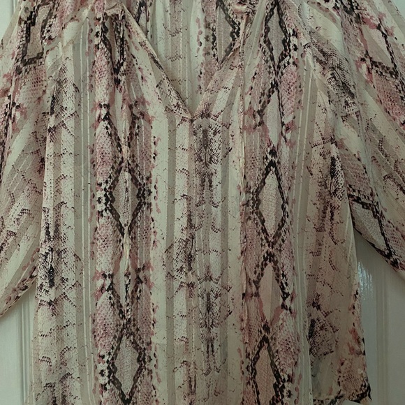 glam pink snakeskin looking too - Picture 2 of 3